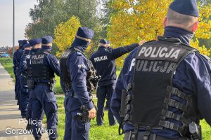 Policjanci Oddziałów Prewencji w poszukiwaniu osób zaginionych